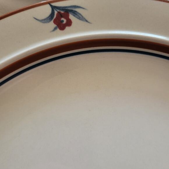 Vintage Cellar Dinner Plates Perimeter Rust Navy White made for Macy's Set of 3 - Picture 4 of 8